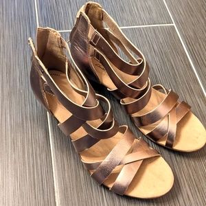 Grecian gold sandals with heel